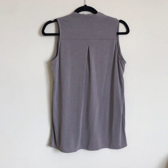 Taupe top - Picture 3 of 3